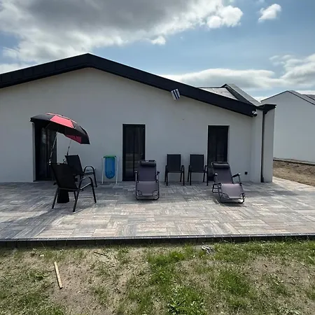 Oaza Marzen Feriehus Krzyze